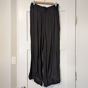 Everlane Textured Satin Wide Leg Pants